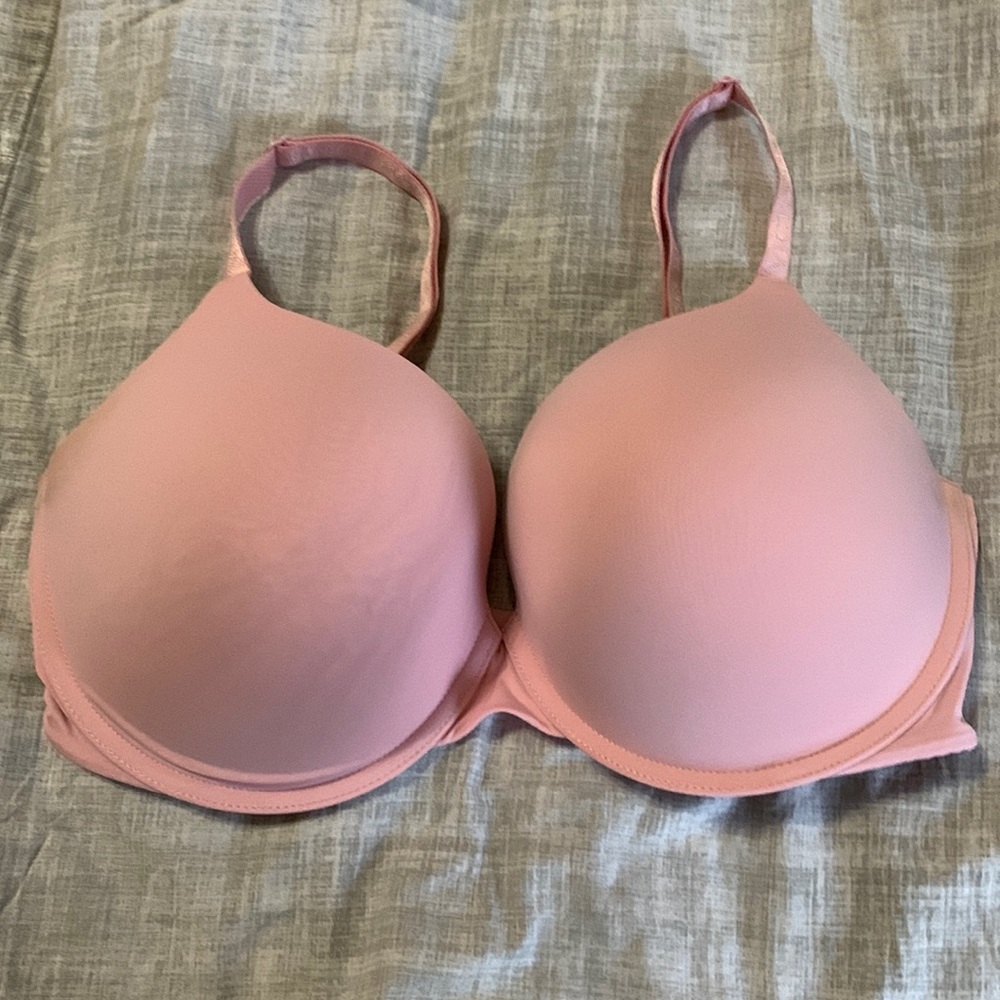 36DDD VS Bra